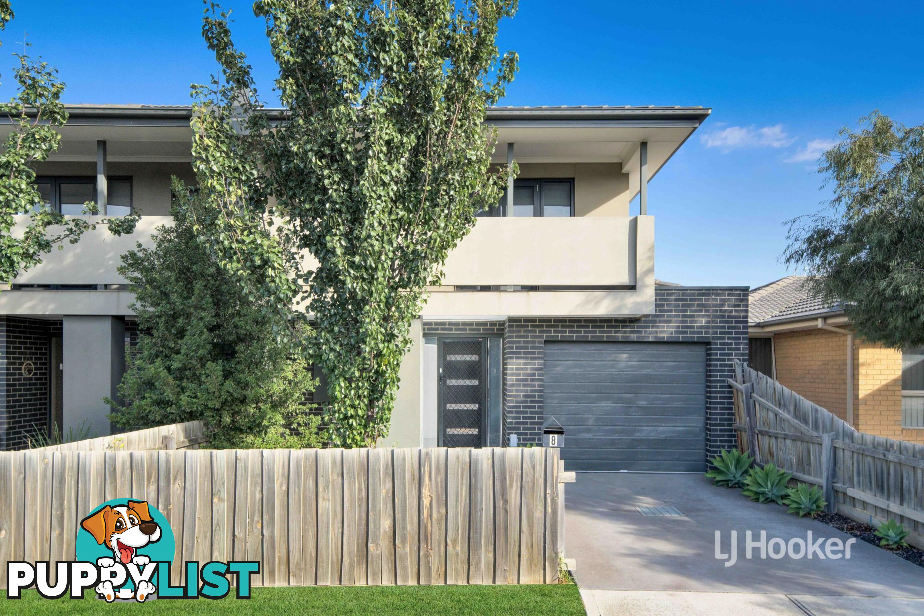 8 Mingay Close TRUGANINA VIC 3029