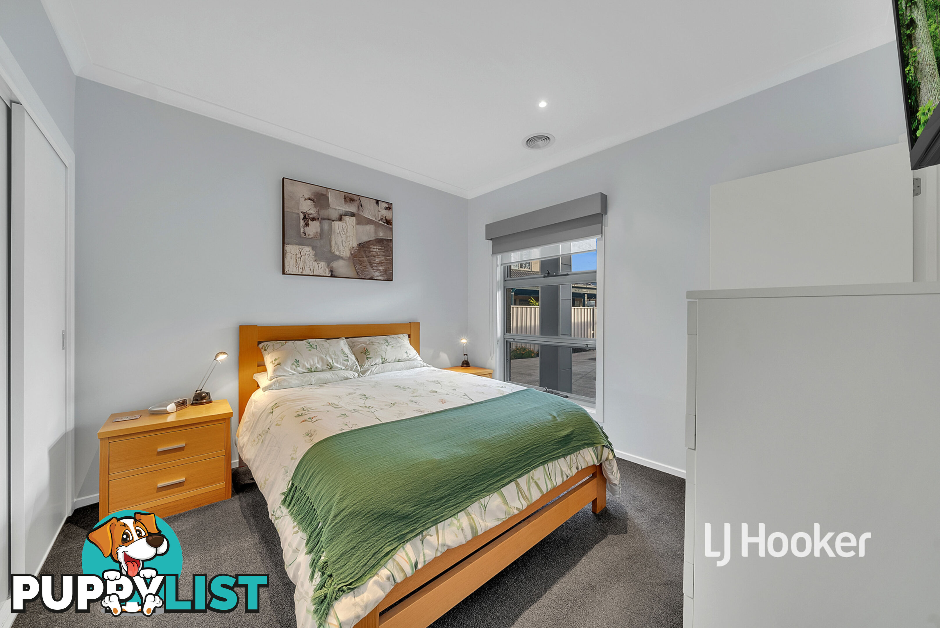 3/8 Marseilles Way POINT COOK VIC 3030