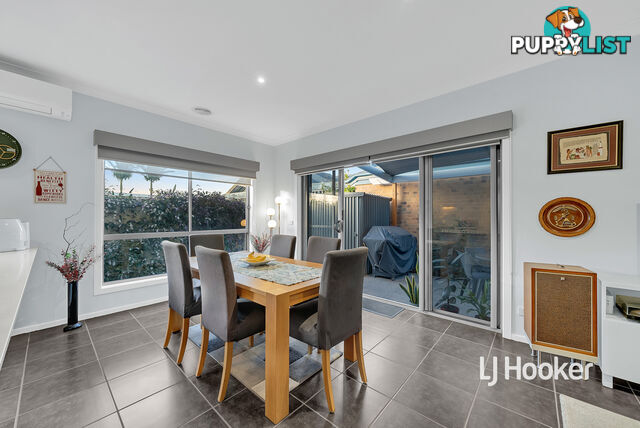 3/8 Marseilles Way POINT COOK VIC 3030