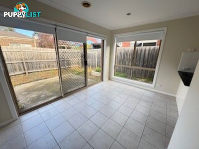 24/15a Hooker Road WERRIBEE VIC 3030
