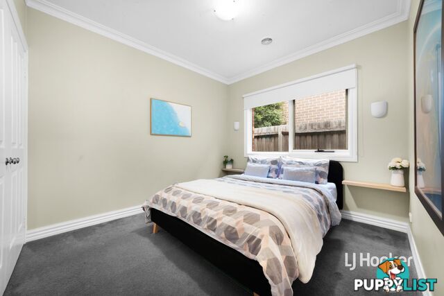 17 Creswick Drive POINT COOK VIC 3030