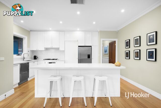 17 Creswick Drive POINT COOK VIC 3030