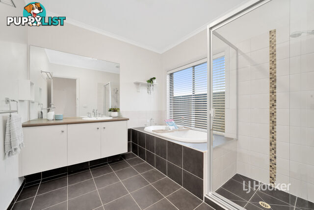 11 Cowan Parkway POINT COOK VIC 3030