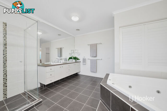 11 Cowan Parkway POINT COOK VIC 3030