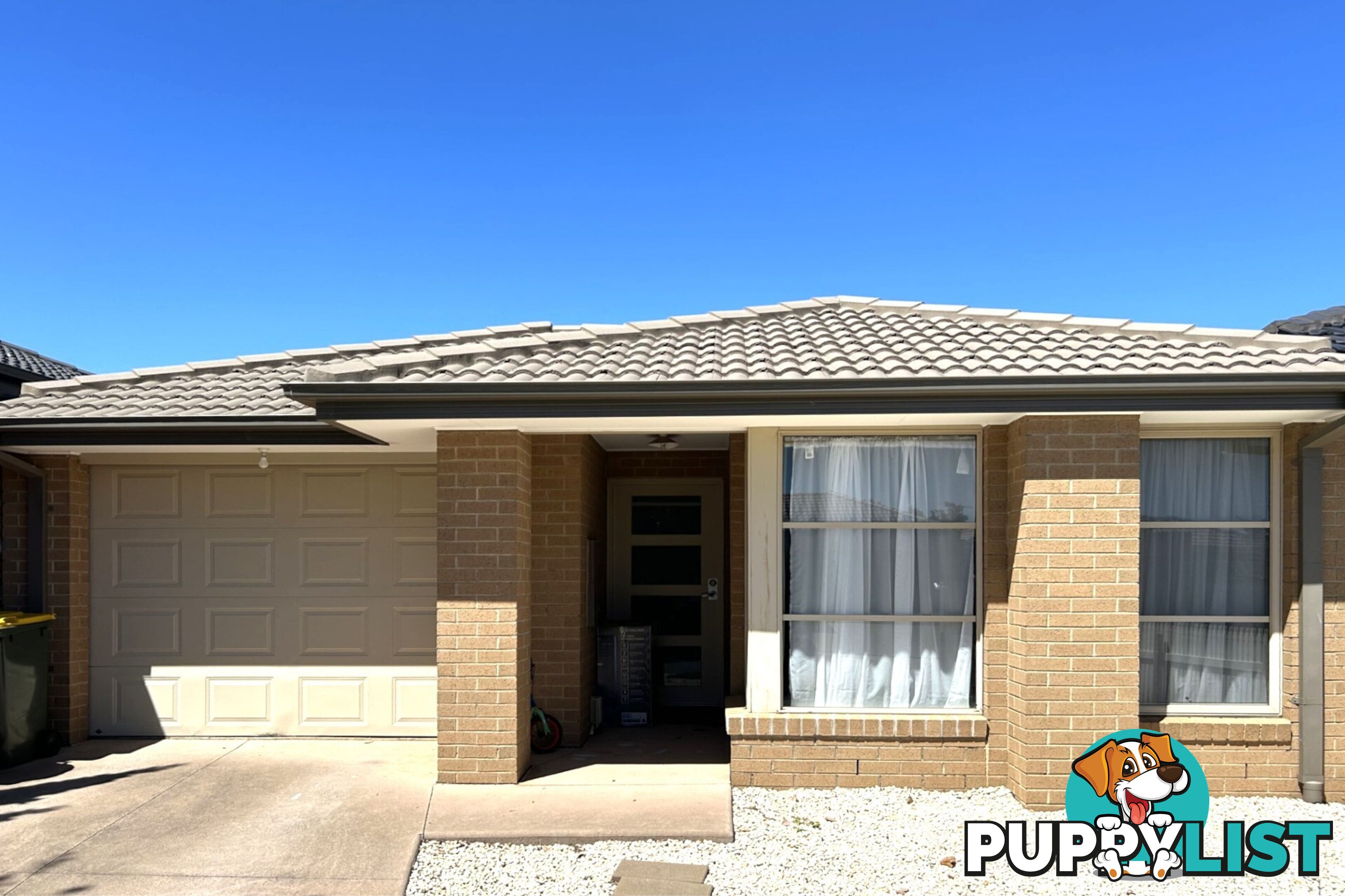 8 Monique Way TARNEIT VIC 3029