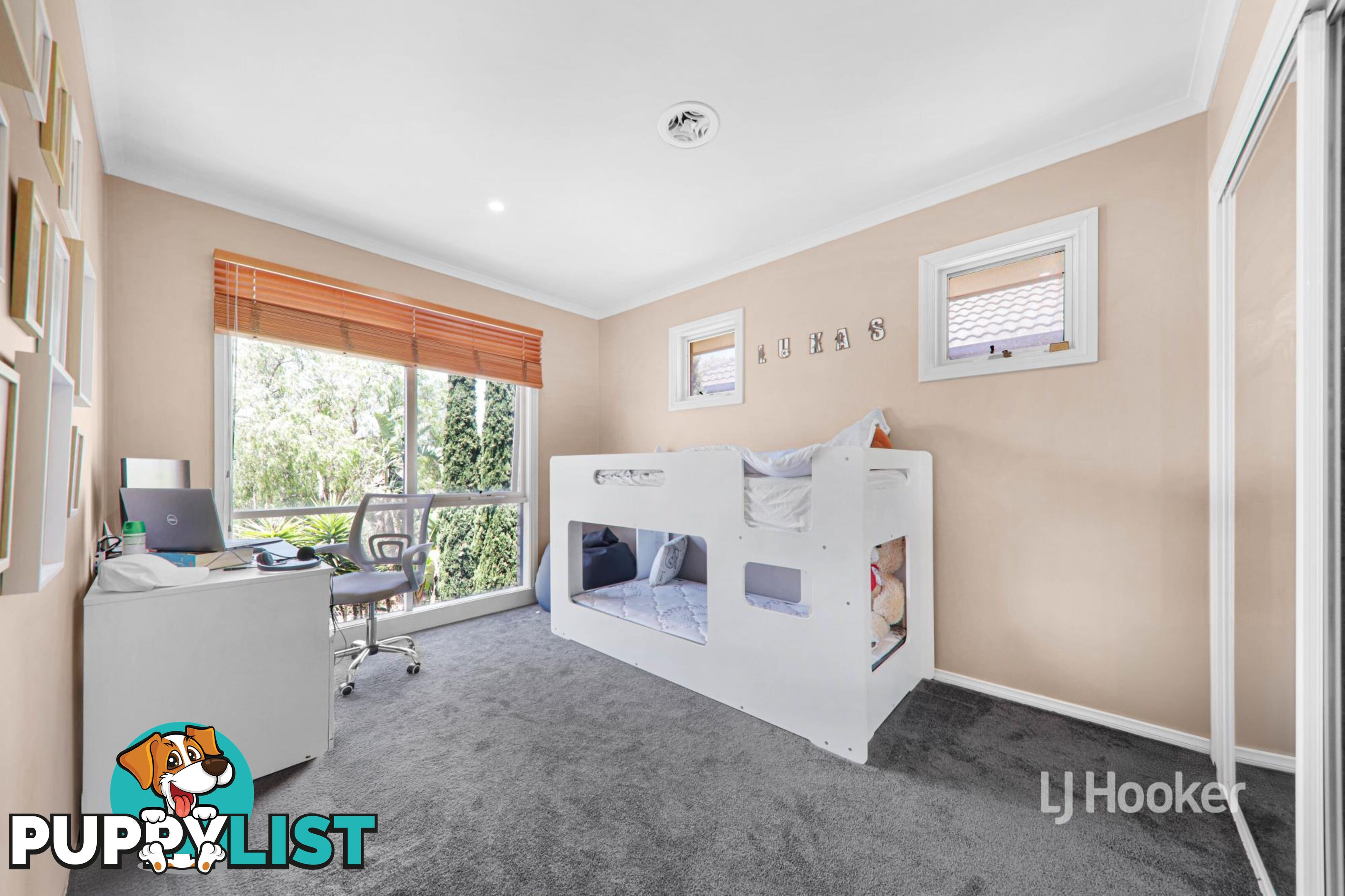 34 Grand Canal Boulevard SANCTUARY LAKES VIC 3030