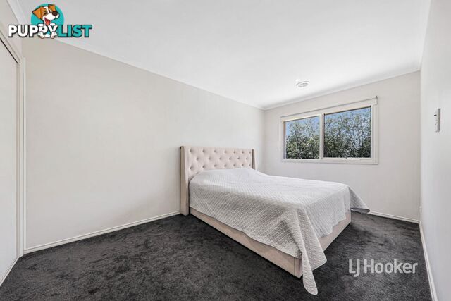 34 Grand Canal Boulevard SANCTUARY LAKES VIC 3030