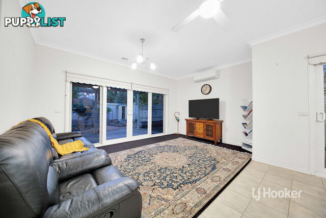 34 Sumner Crescent POINT COOK VIC 3030