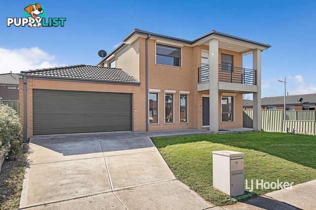 12 Laburnum Avenue WYNDHAM VALE VIC 3024