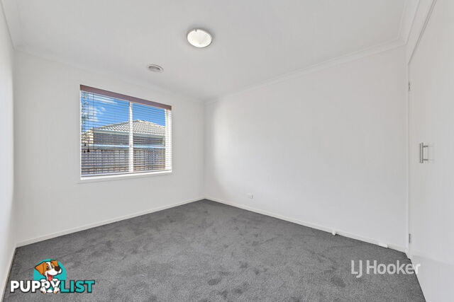 8 Misqa Avenue POINT COOK VIC 3030