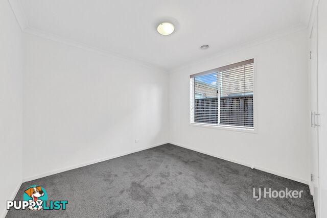 8 Misqa Avenue POINT COOK VIC 3030