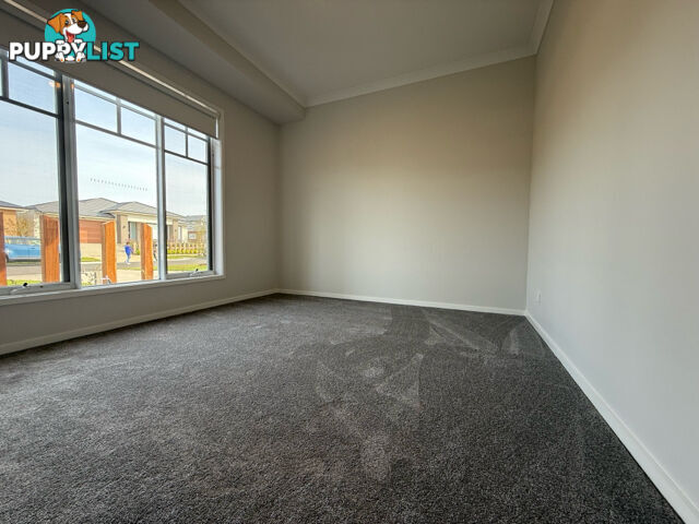 11 Xenia Street MANOR LAKES VIC 3024