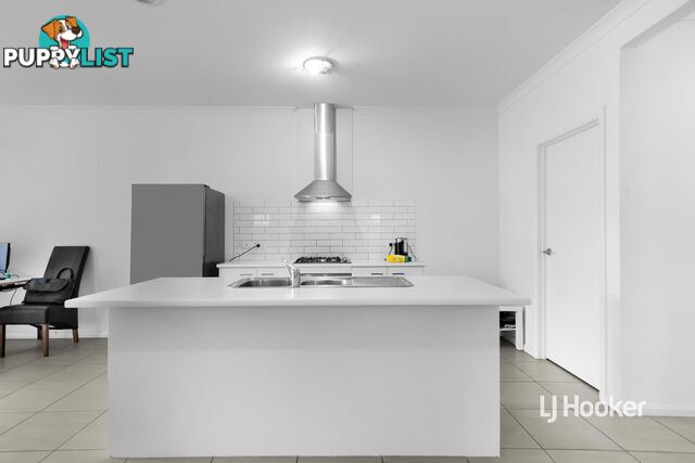 21 Fox Walk TRUGANINA VIC 3029