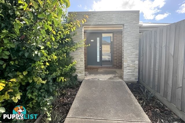 2/181 Riversdale Drive TARNEIT VIC 3029