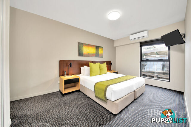 813/750 Bourke Street DOCKLANDS VIC 3008