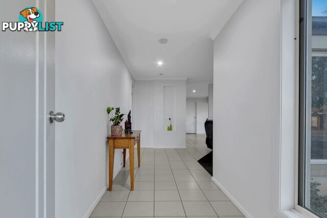 18 Carisbrook Circuit TRUGANINA VIC 3029