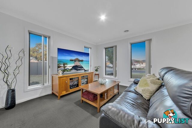 18 Carisbrook Circuit TRUGANINA VIC 3029