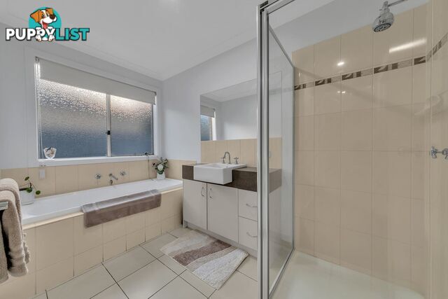 18 Carisbrook Circuit TRUGANINA VIC 3029