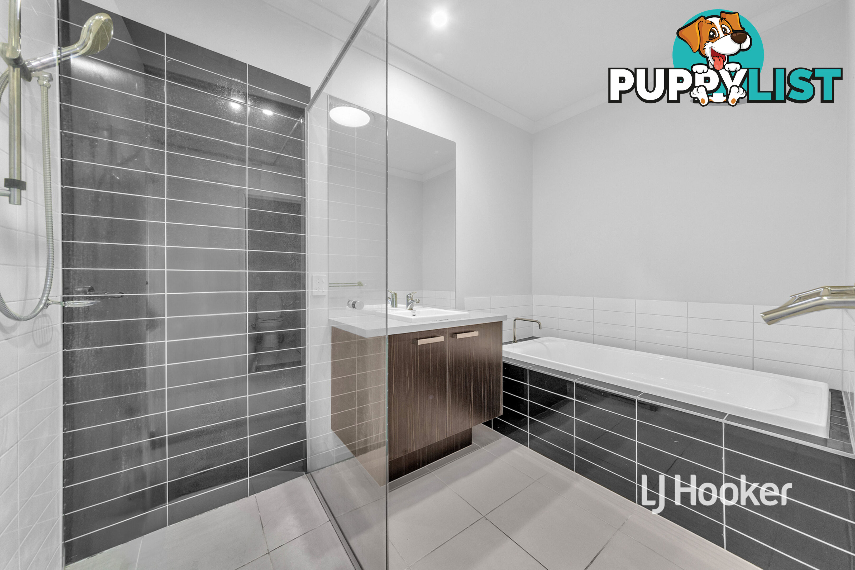 4 Broadbeach Circuit SANCTUARY LAKES VIC 3030