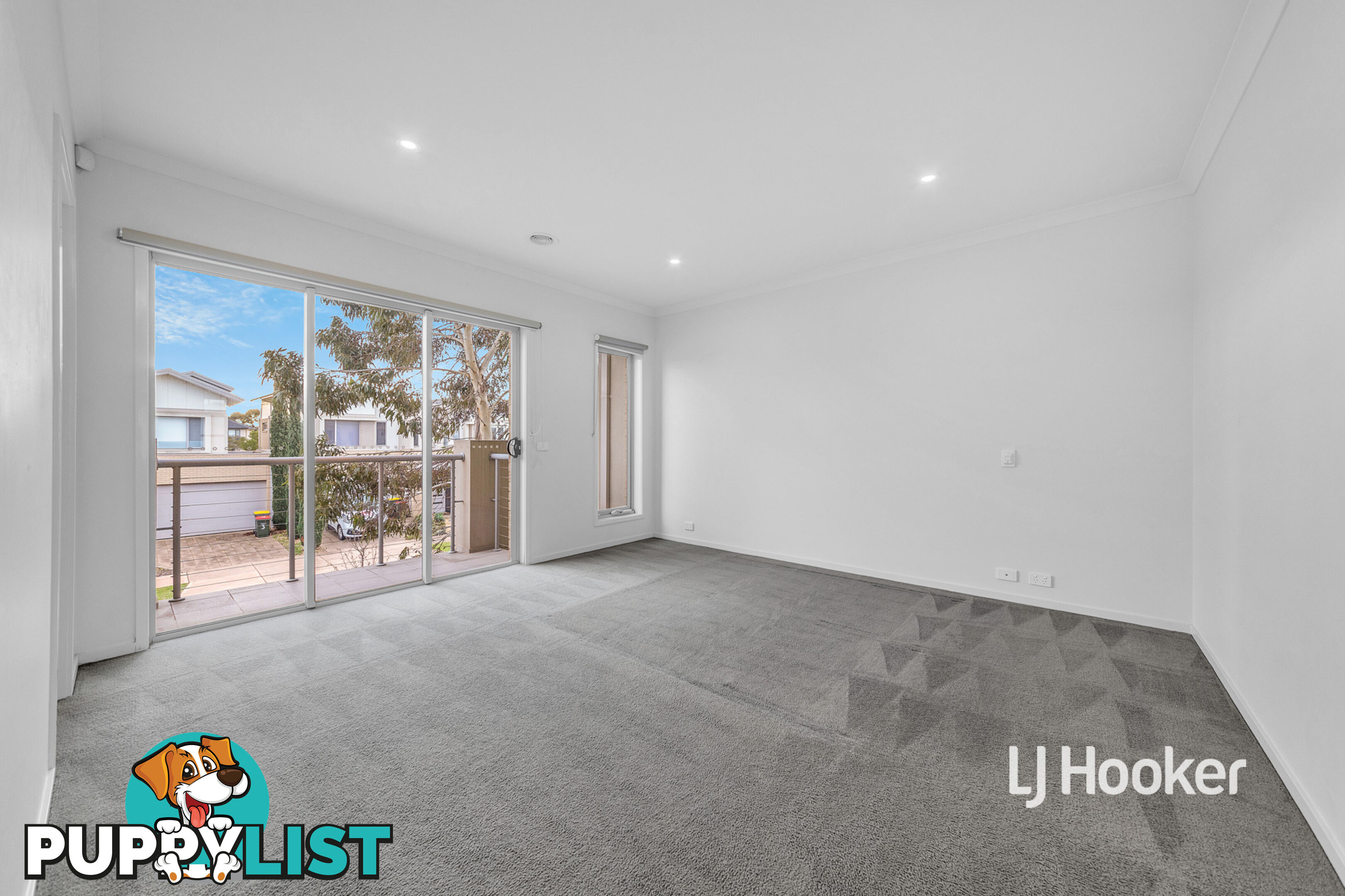 4 Broadbeach Circuit SANCTUARY LAKES VIC 3030