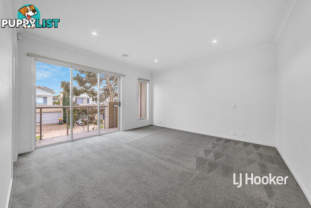 4 Broadbeach Circuit SANCTUARY LAKES VIC 3030
