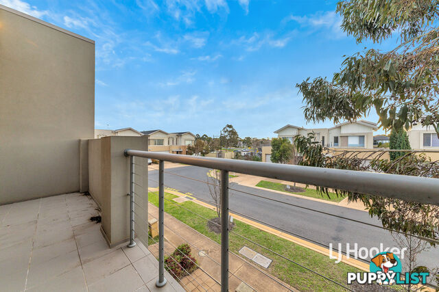 4 Broadbeach Circuit SANCTUARY LAKES VIC 3030