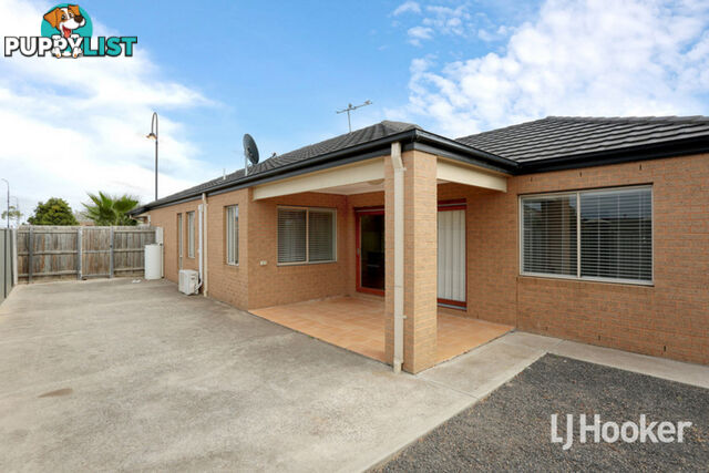 2 Pinoak Street POINT COOK VIC 3030