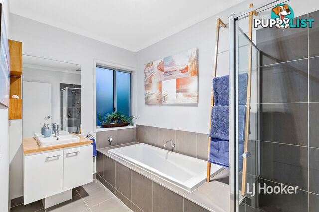 4 Forum Way POINT COOK VIC 3030