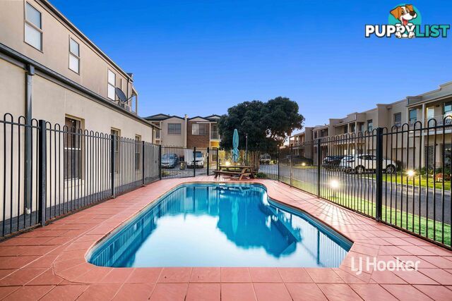 13/14 Mickleton Grove POINT COOK VIC 3030