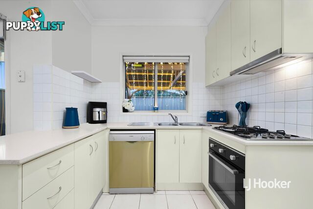 13/14 Mickleton Grove POINT COOK VIC 3030