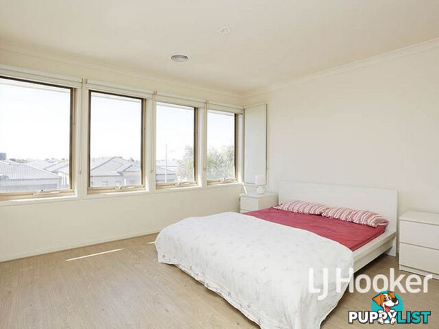 24 Martaban Crescent POINT COOK VIC 3030