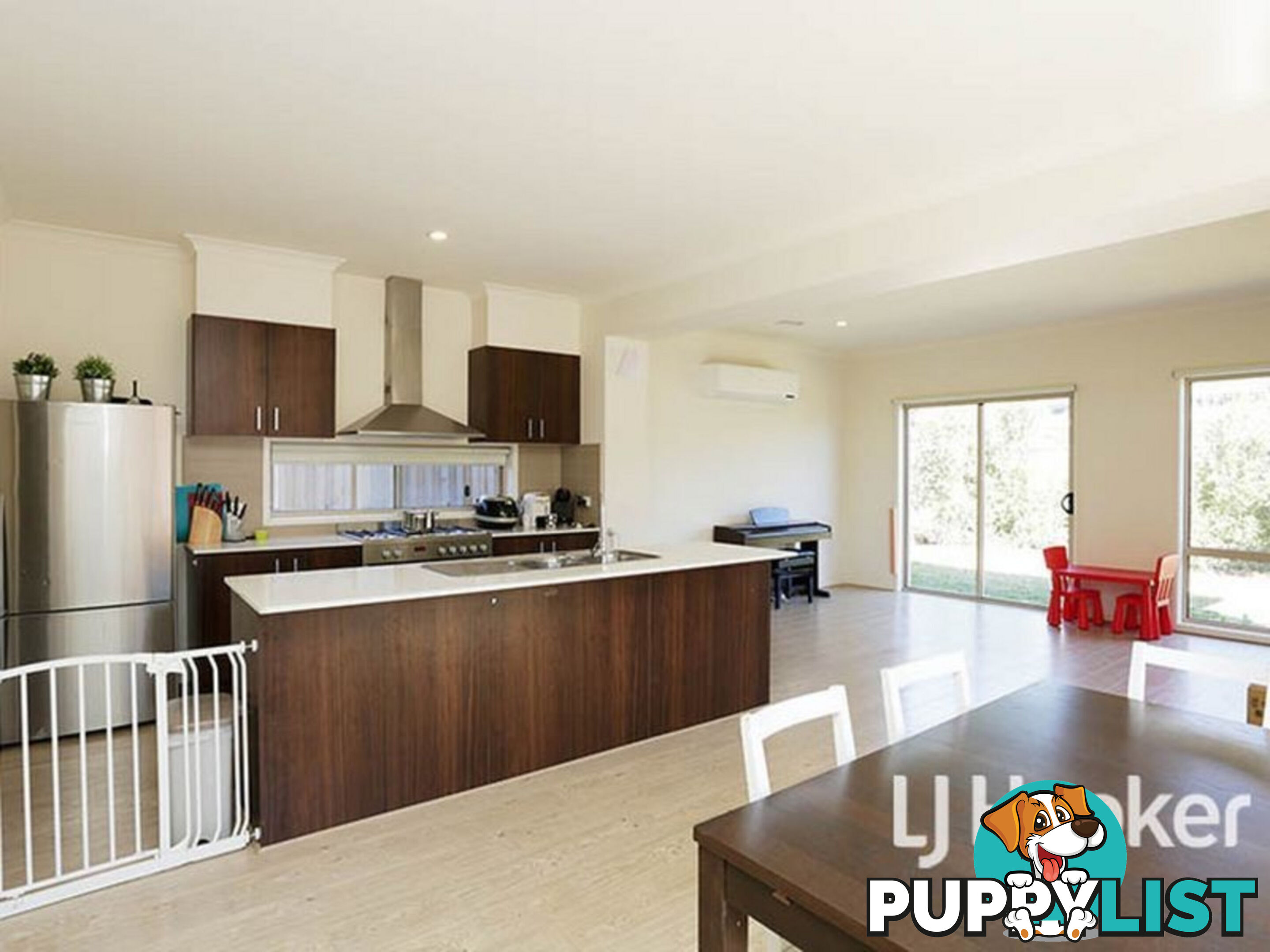 24 Martaban Crescent POINT COOK VIC 3030