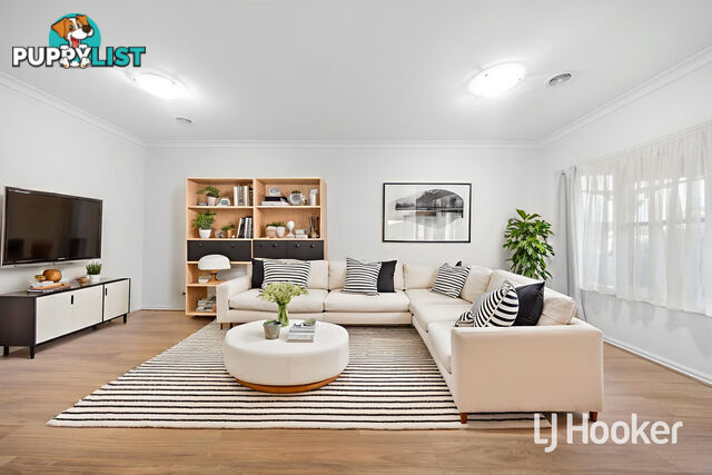 11 Sumner Crescent POINT COOK VIC 3030