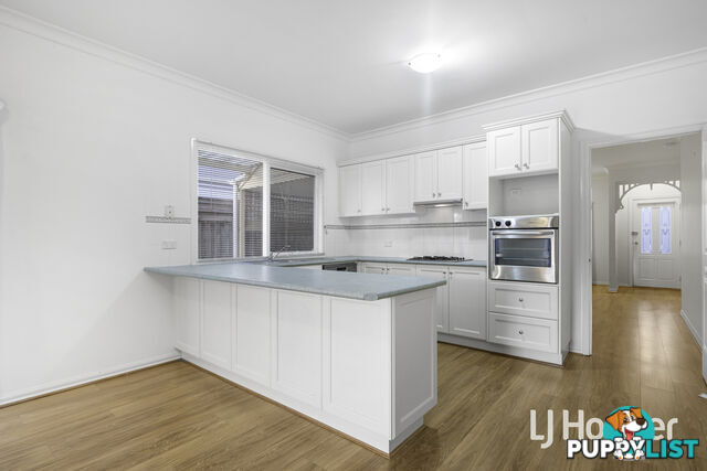 11 Sumner Crescent POINT COOK VIC 3030