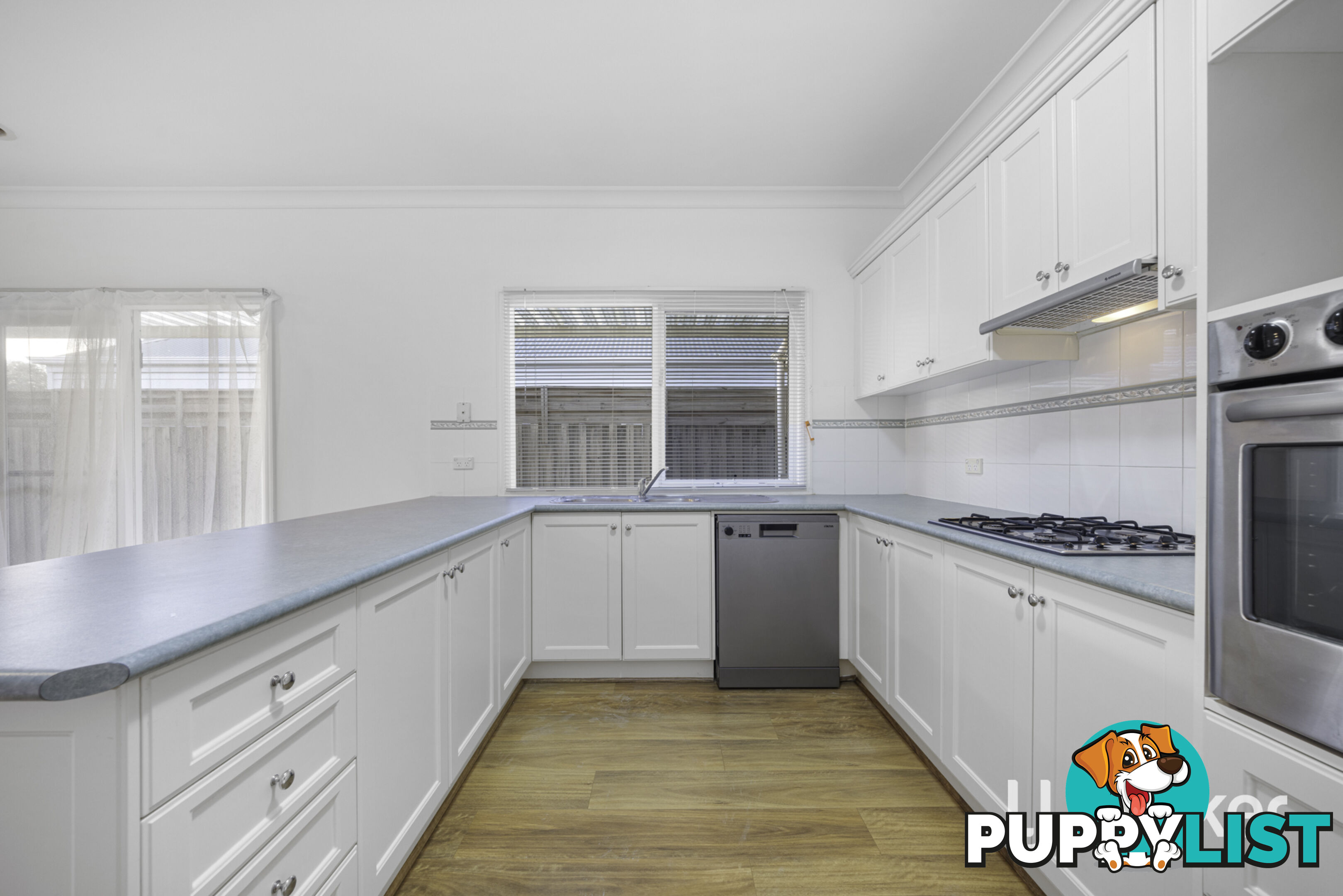 11 Sumner Crescent POINT COOK VIC 3030