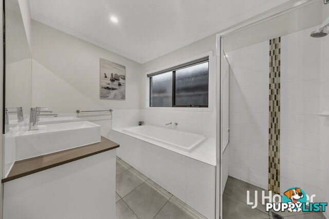 13 Denman Drive POINT COOK VIC 3030