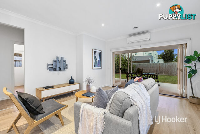 8 Howards Way POINT COOK VIC 3030