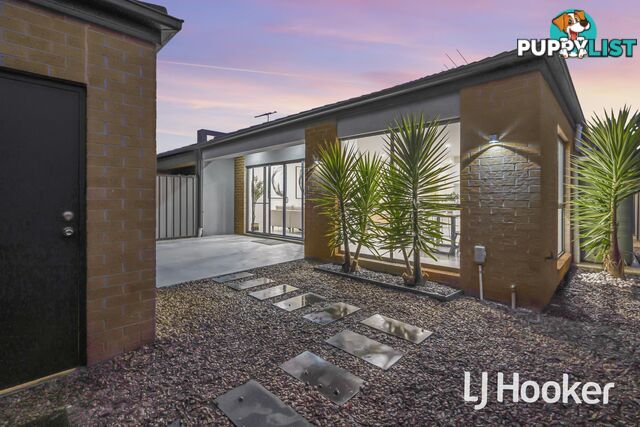 2/6 Sidney Nolan Walk POINT COOK VIC 3030