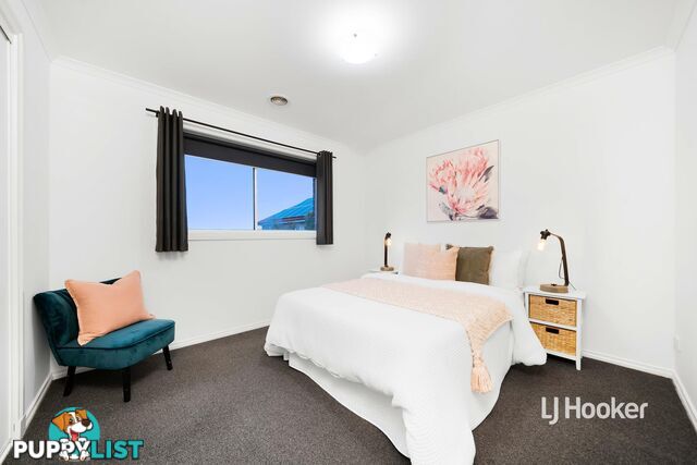 104 Foxwood Drive POINT COOK VIC 3030