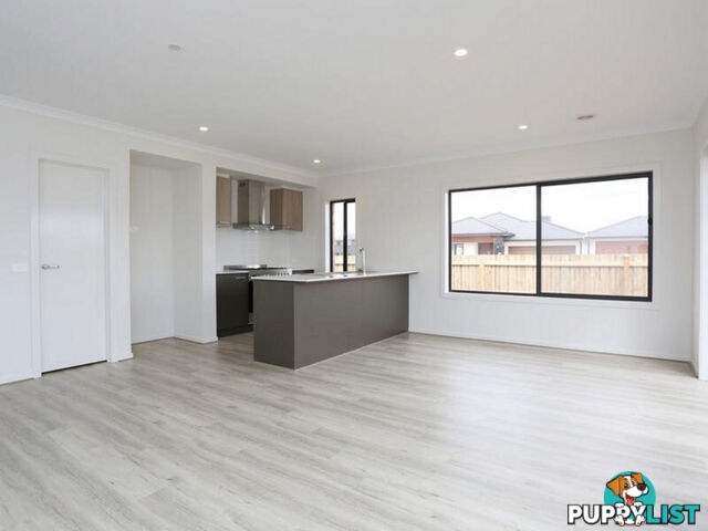 28 Queensbridge Avenue TARNEIT VIC 3029