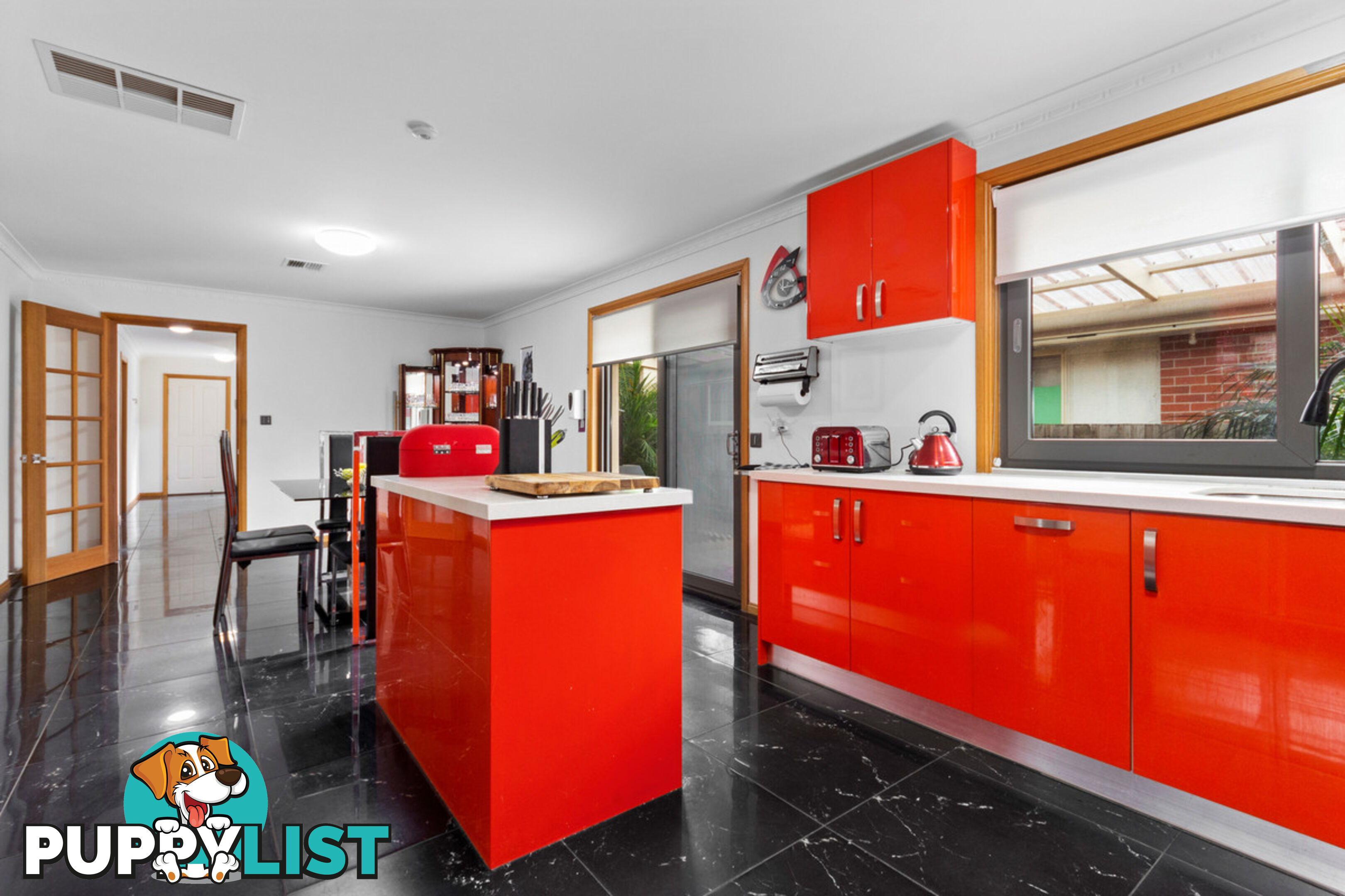 12 Hastie Court ALTONA MEADOWS VIC 3028