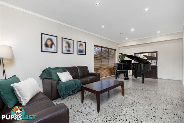 5 Oldfield Place POINT COOK VIC 3030