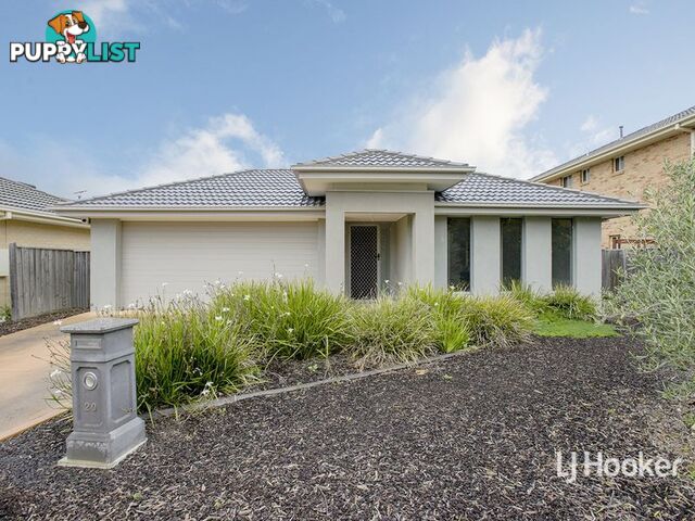 20 Lincoln Park Close SANCTUARY LAKES VIC 3030