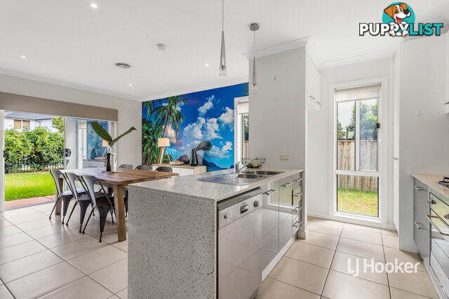 63 Vaucluse Boulevard SANCTUARY LAKES VIC 3030