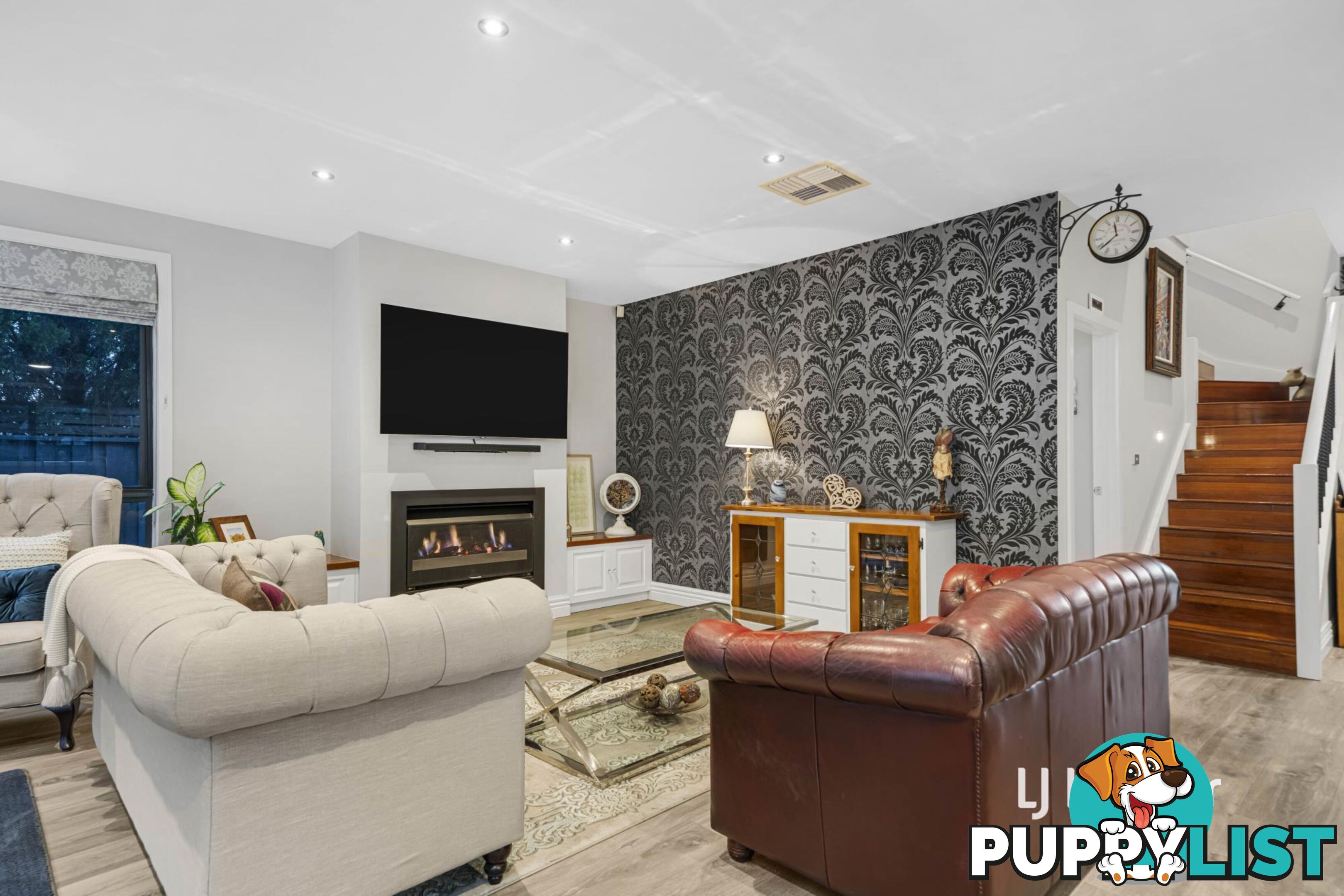 4 Eagleview Place SANCTUARY LAKES VIC 3030