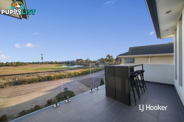 4 Eagleview Place SANCTUARY LAKES VIC 3030