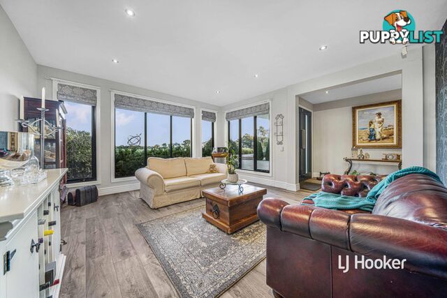 4 Eagleview Place SANCTUARY LAKES VIC 3030