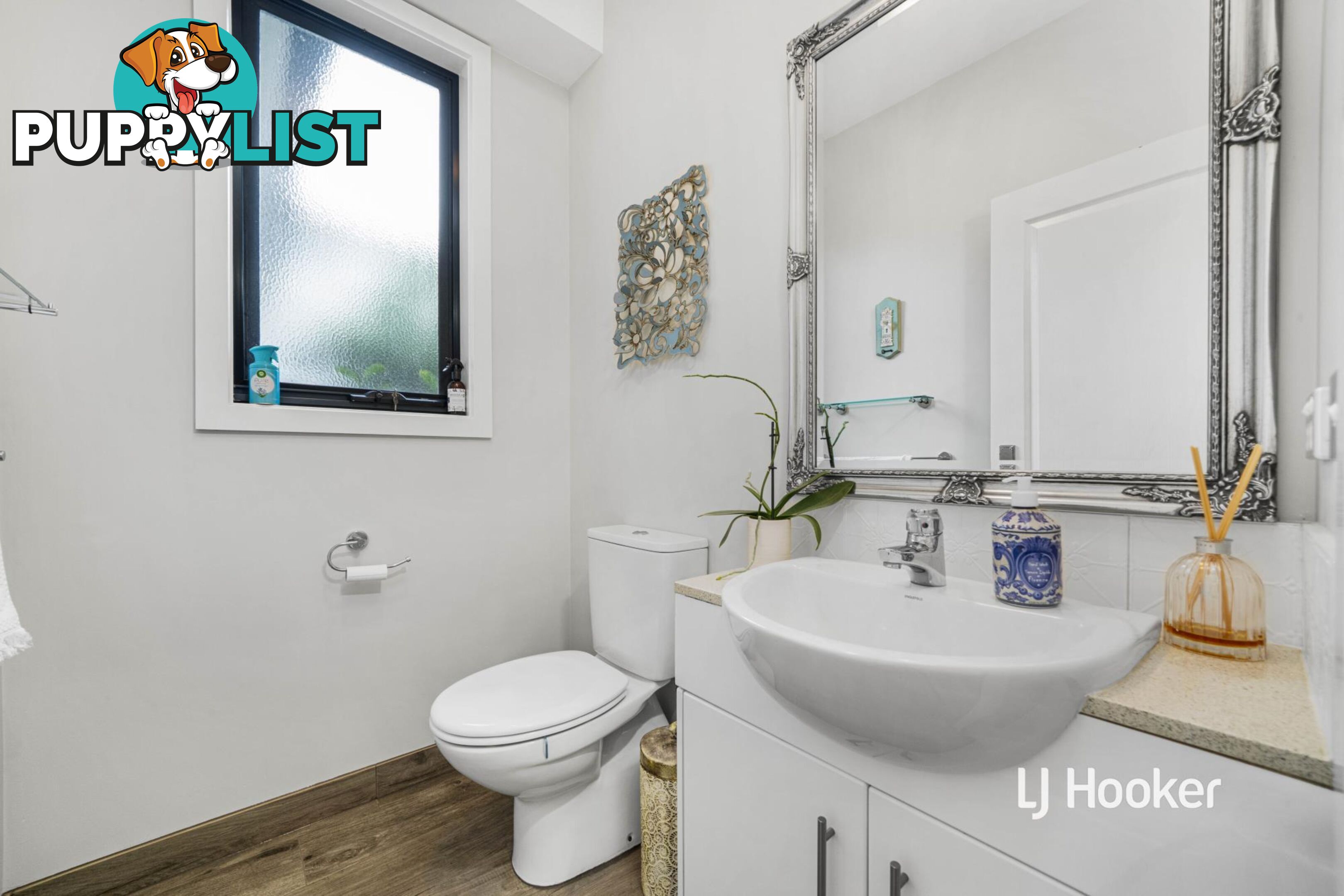 4 Eagleview Place SANCTUARY LAKES VIC 3030