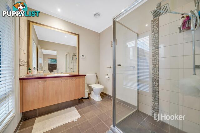 4 Citronella Circuit POINT COOK VIC 3030