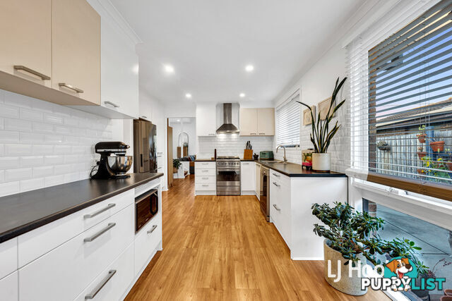 11 Marlborough Crescent HOPPERS CROSSING VIC 3029